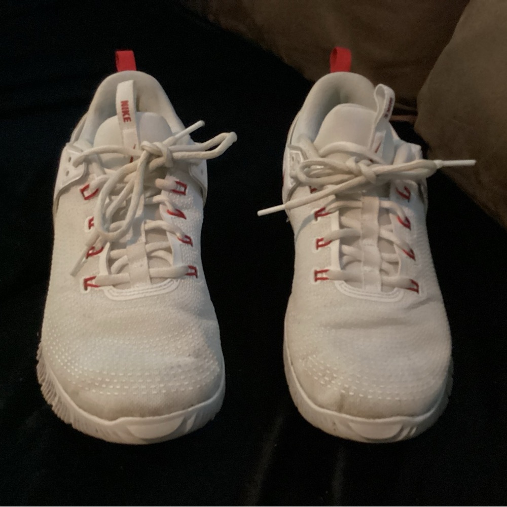 Nike women’s volleyball shoes